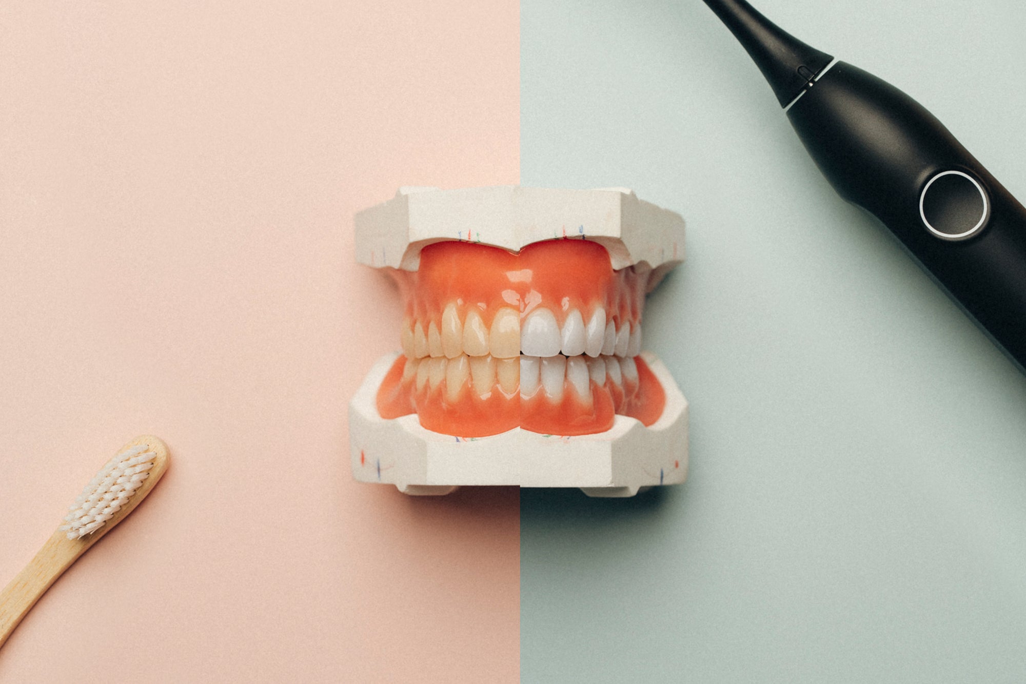 Bleaching oder Whitening? Du entscheidest.
