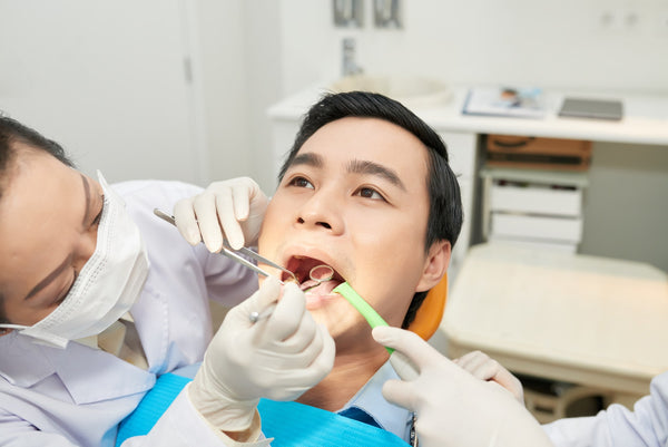 Karies – Wie entsteht die Zahnerkrankung?